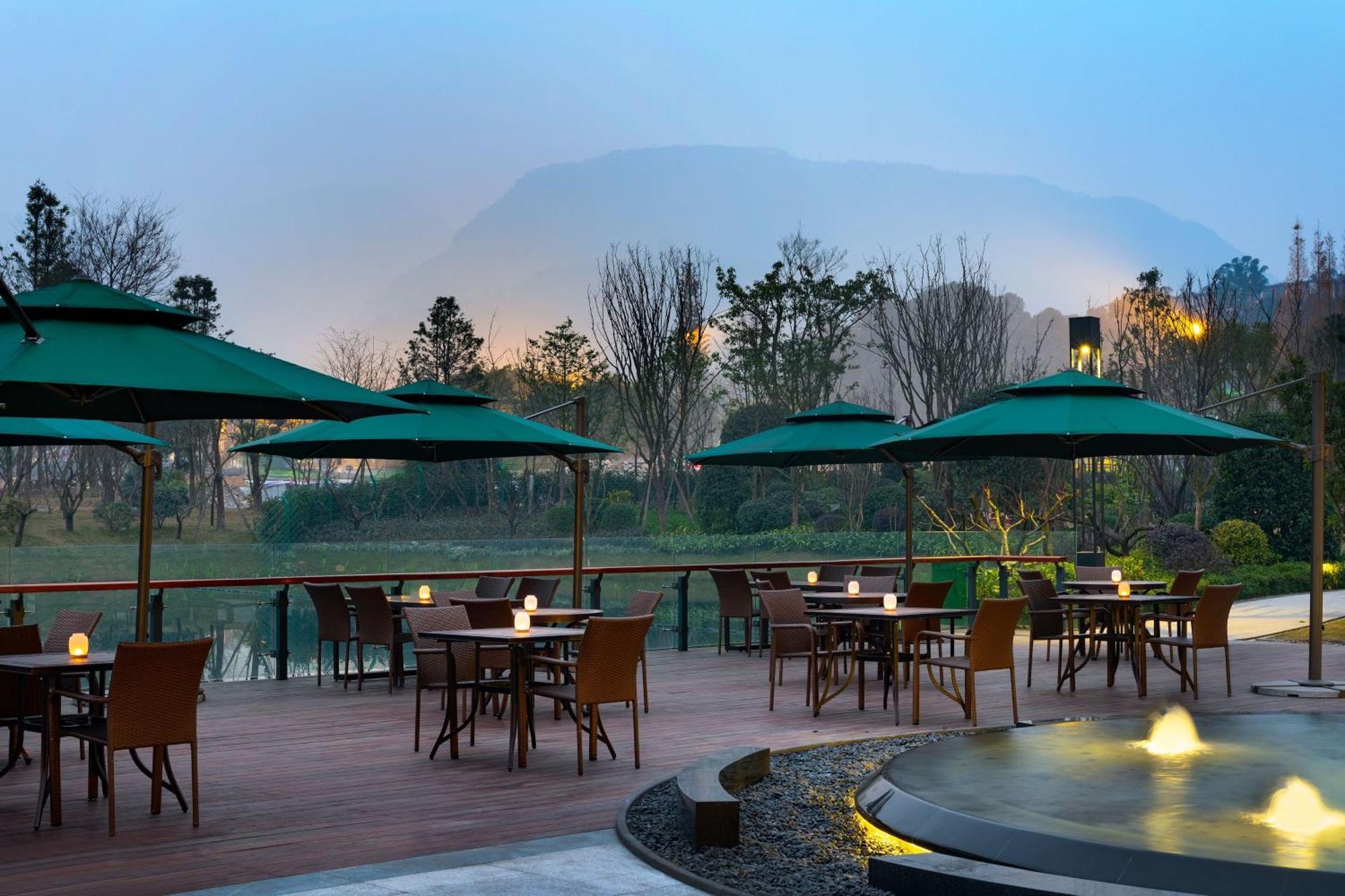 Le Méridien Emei Mountain Resort Emeishan Exterior foto